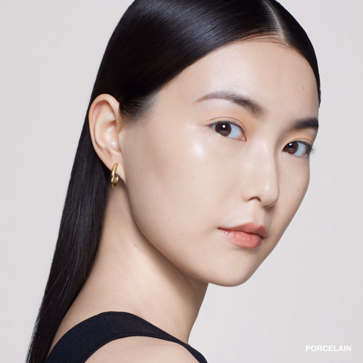 2026底妝推薦 Bobbi Brown 冬蟲夏草極萃粉底霜 Source Bobbi Brown