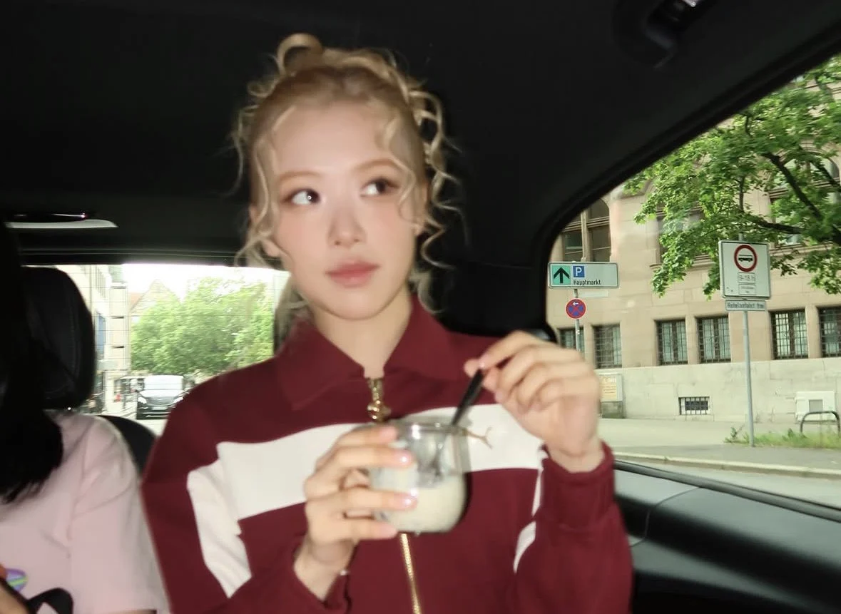 Rose 朴彩英 Ig Roses Are Rosie