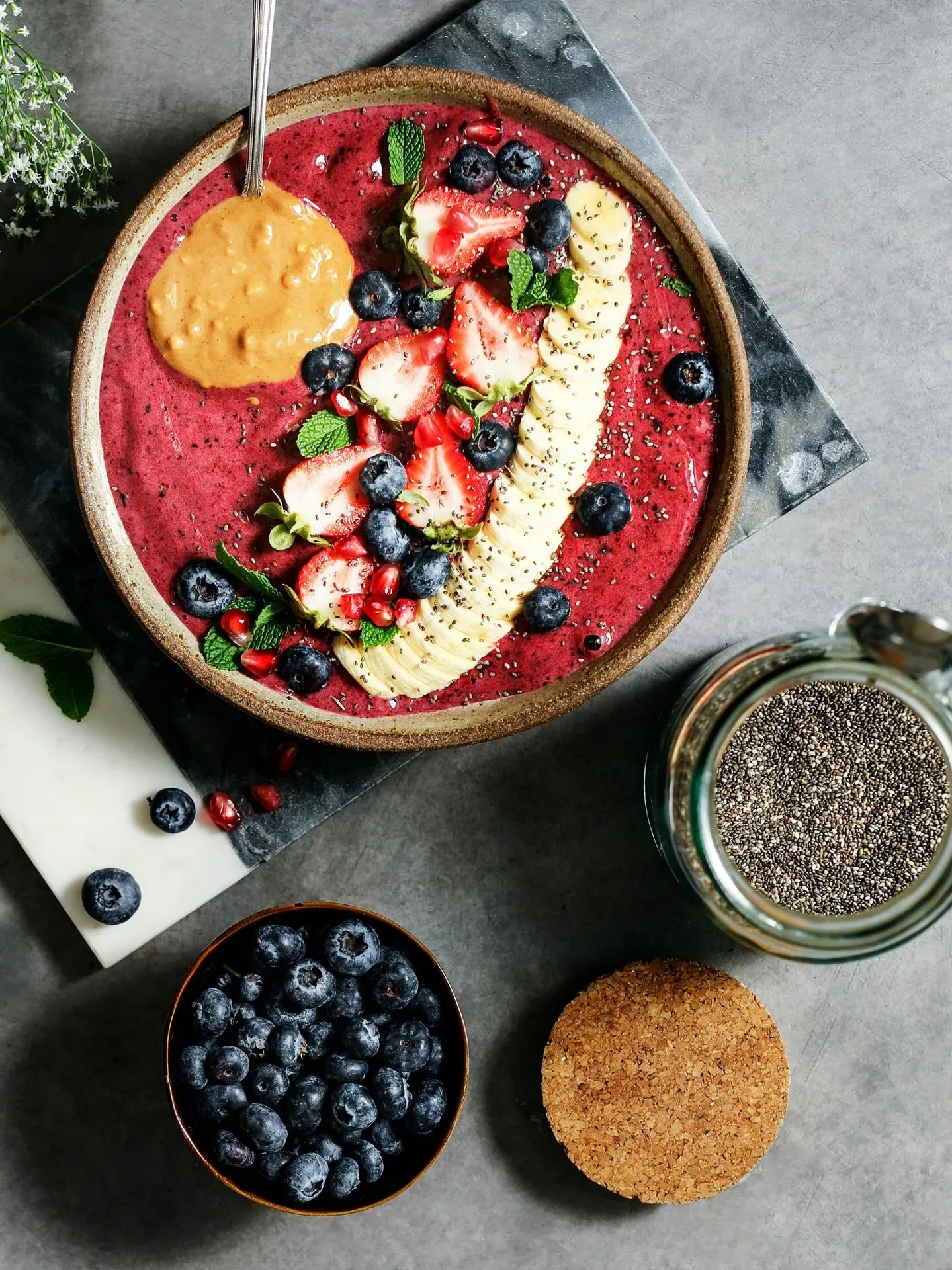 Acai 巴西莓 好處 巴西莓果碗 Curated Lifestyle Unsplash