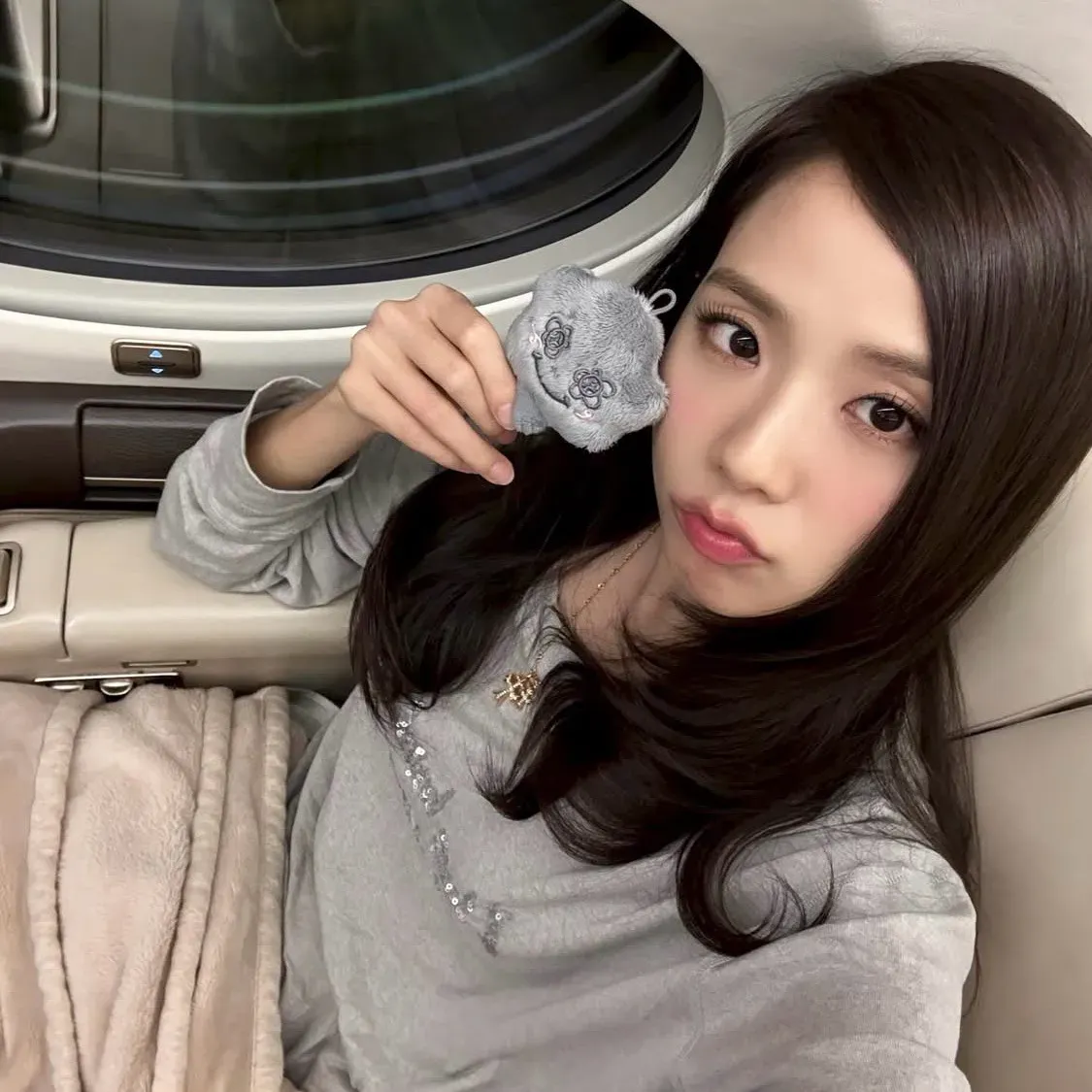 Jisoo髮質 液態水光髮