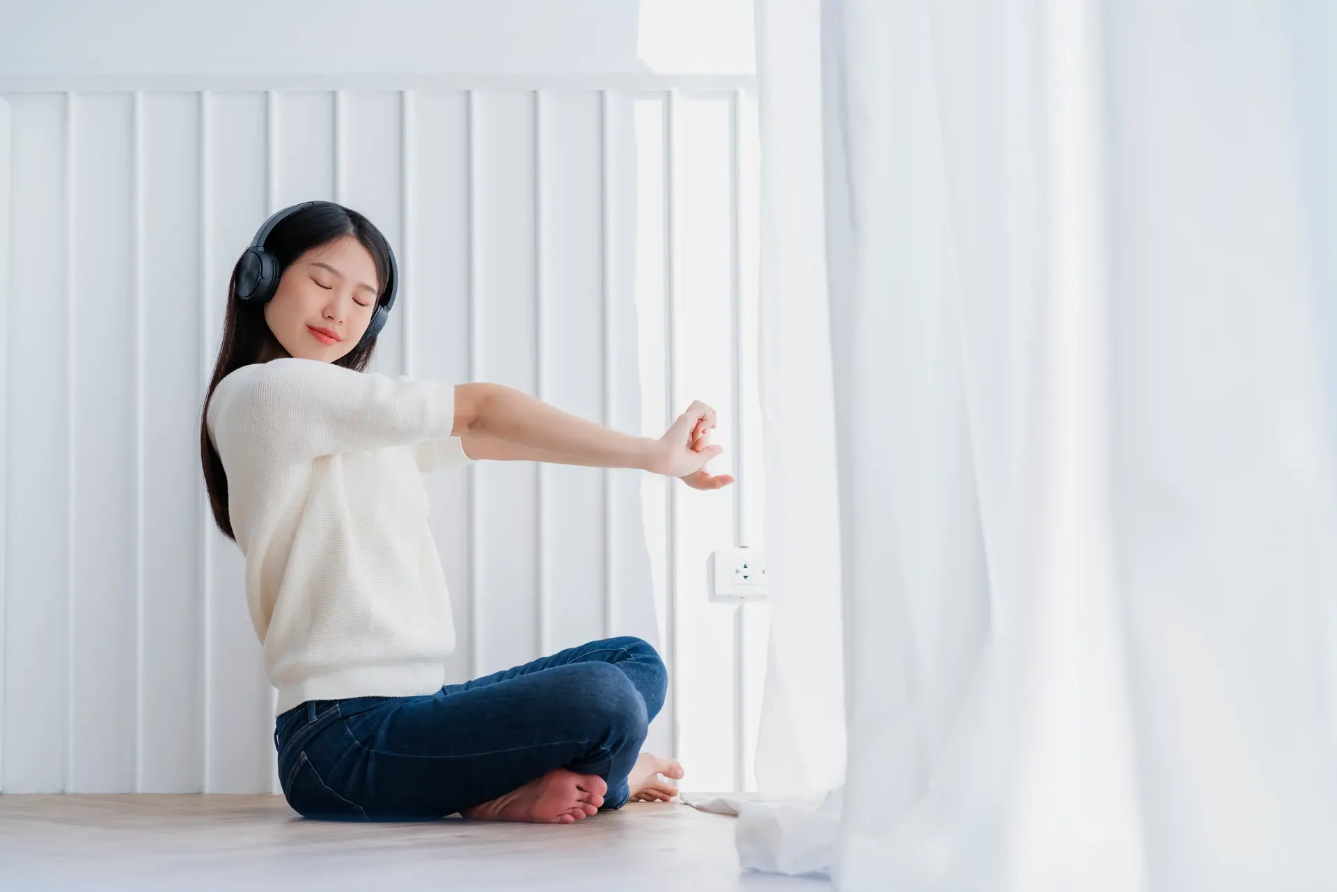 日本 8秒跳 伊賀瀨道也 居家運動 速降血壓 內臟脂肪 Freepik2