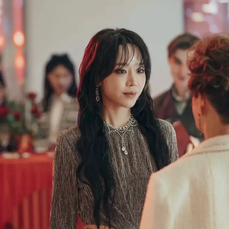 Netflix 莎拉的真偽人生 申惠善 妝容 Shin Hye Sun Makeup 2