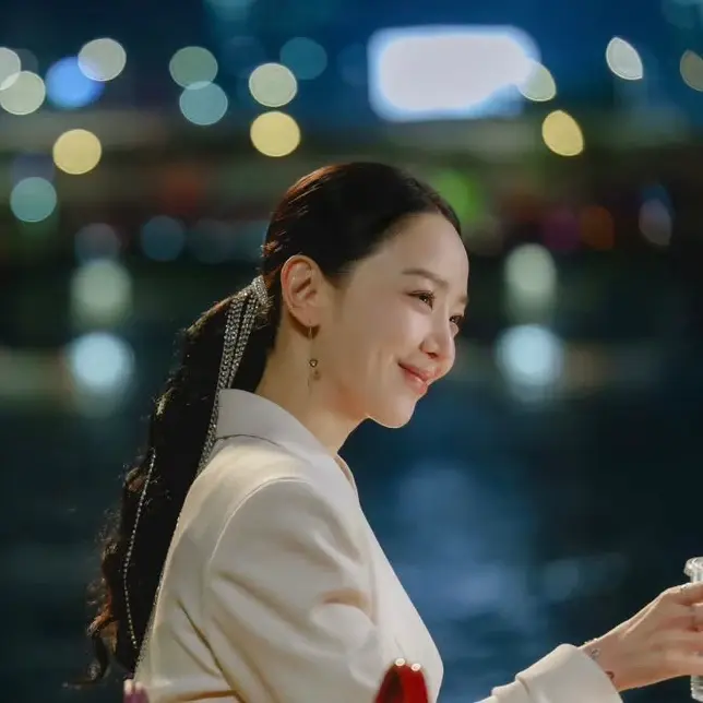 Netflix 莎拉的真偽人生 申惠善 妝容 Shin Hye Sun Makeup 5