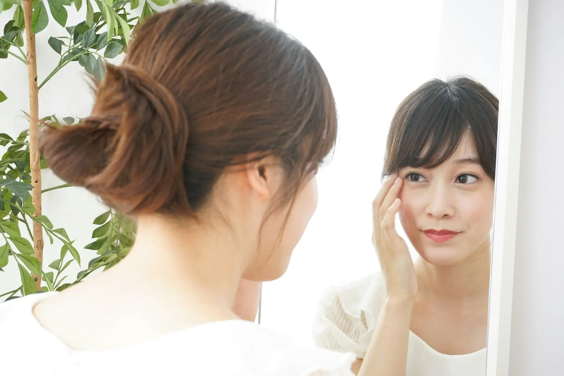 Article Cover 夏天狂出油怎麼辦？7款保濕控油推薦，從源頭平衡油水不脫妝