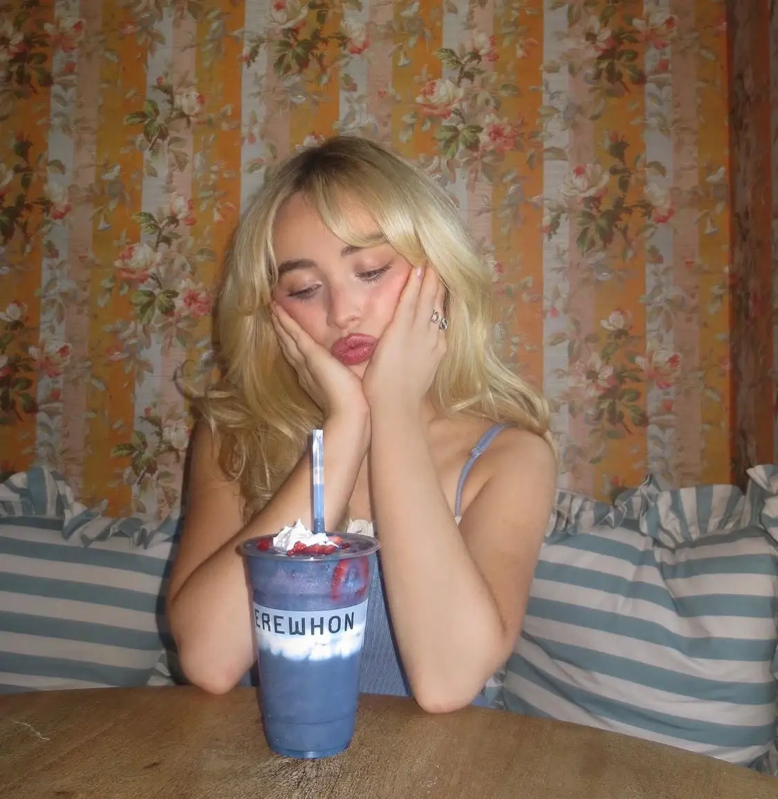 莎賓娜sabrina Carpenter1