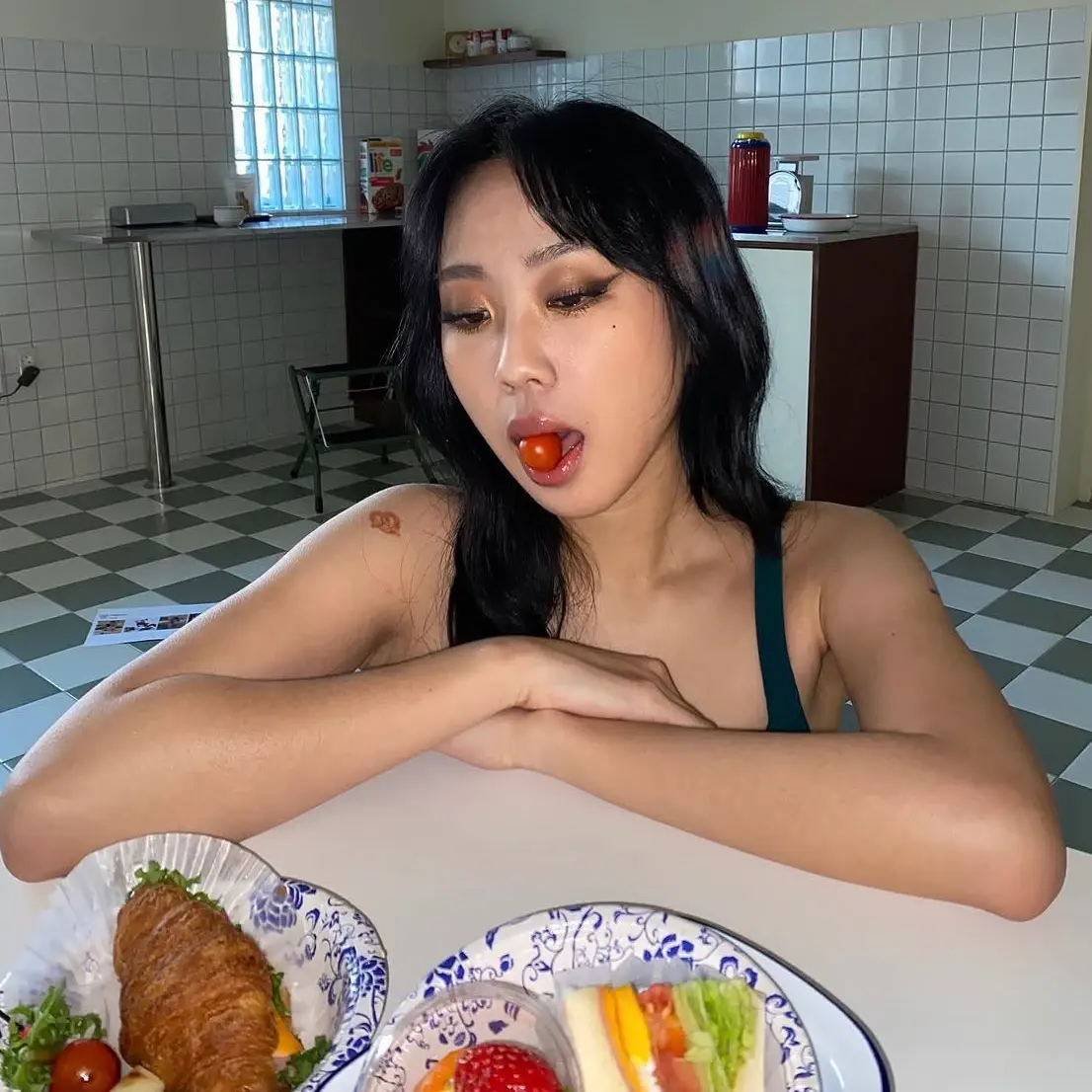 2 李泳知瘦身心法：自製綠拿鐵當早餐，補纖維又抗氧化