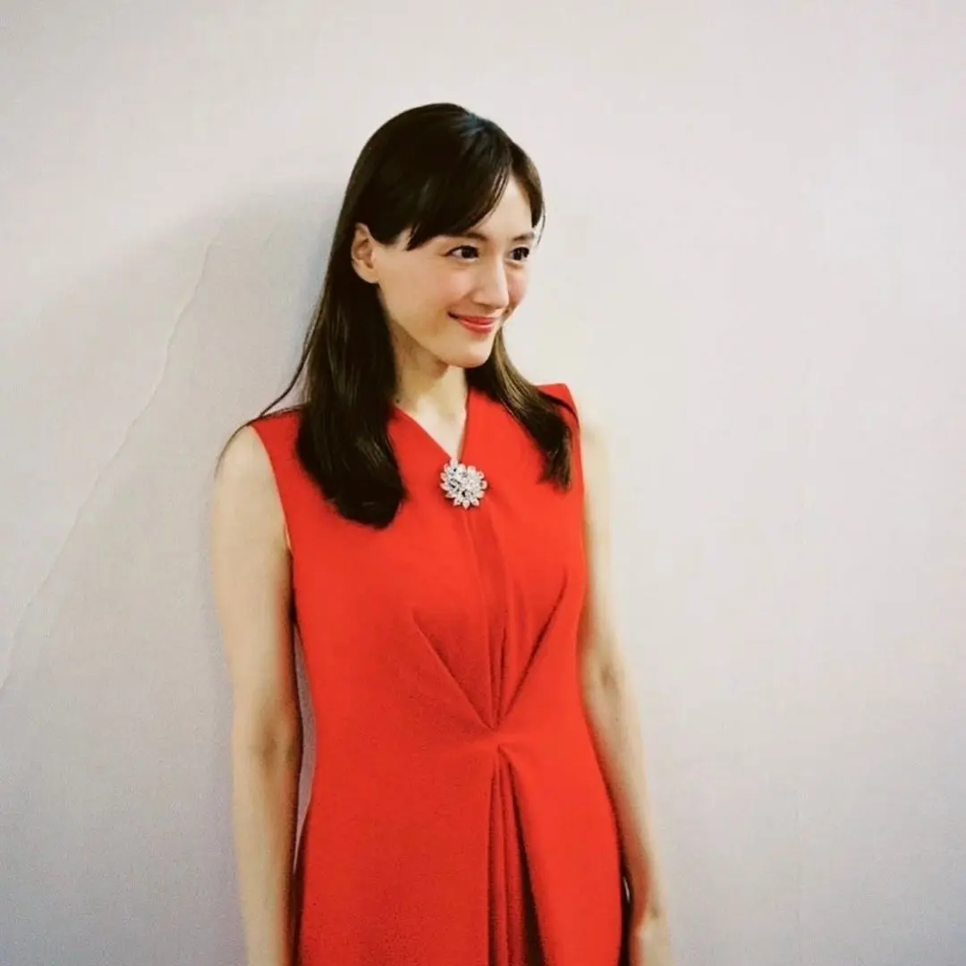 8綾瀨遙保養 護膚 日本 美肌女神 Ayase Haruka Skincare Routine