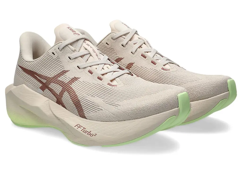 跑鞋推薦：asics Novablast 6